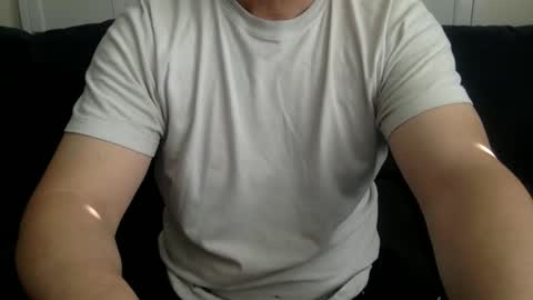 Snapshot of yque2 chatting on 01-15-26, 08:12 yque online show from 01-15-26, 08:12