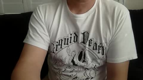 Snapshot of yque2 chatting on 02-11-26, 11:21 yque online show from 02-11-26, 11:21