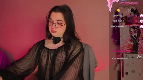 Snapshot of ysabell_viveris chatting on 01-03-25, 02:51 Ysabell online show from 01-03-25, 02:51