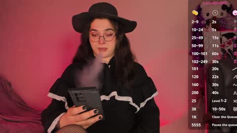 Snapshot of ysabell_viveris chatting on 01-05-25, 11:59 Ysabell online show from 01-05-25, 11:59