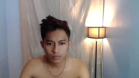 Snapshot of ytleo chatting on 07-21-26, 01:30 ytleo online show from 07-21-26, 01:30
