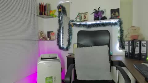 Snapshot of yukiodavis chatting on 12-06-24, 01:40 Yukio Davis  online show from 12-06-24, 01:40