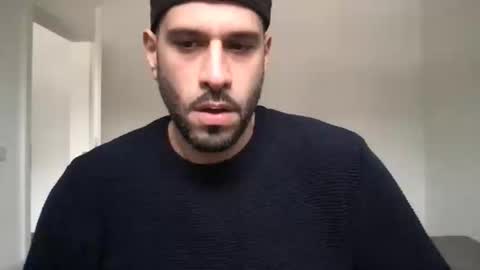 Snapshot of yul53 chatting on 11-20-25, 10:48 yul53 online show from 11-20-25, 10:48