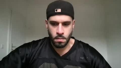 Snapshot of yul53 chatting on 02-03-26, 01:49 yul53 online show from 02-03-26, 01:49