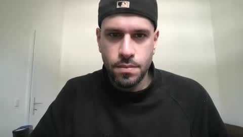 Snapshot of yul53 chatting on 03-01-26, 01:02 yul53 online show from 03-01-26, 01:02