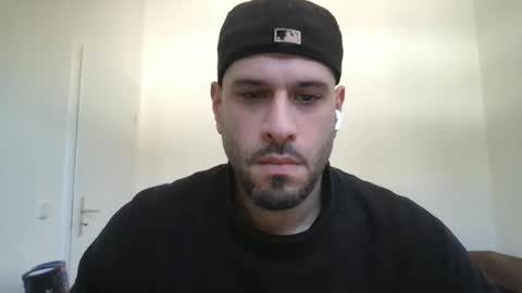 Snapshot of yul53 chatting on 03-03-26, 10:32 yul53 online show from 03-03-26, 10:32