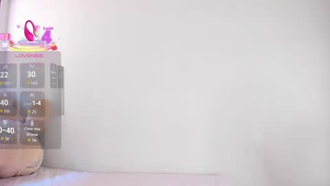 Yuliet online show from 09-22-25, 03:47