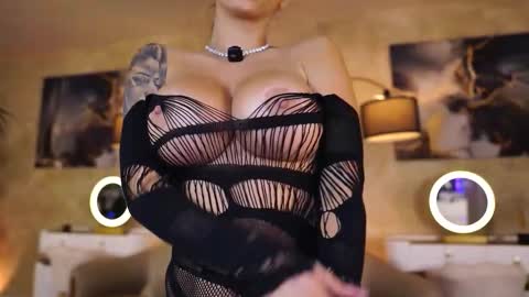 Yulia online show from 10-13-25, 05:46