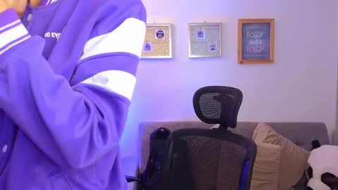 yulian_vasquez online show from 11-06-25, 12:17