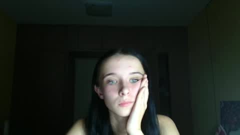 Snapshot of yuliastar chatting on 09-10-25, 05:57 Yuliia online show from 09-10-25, 05:57