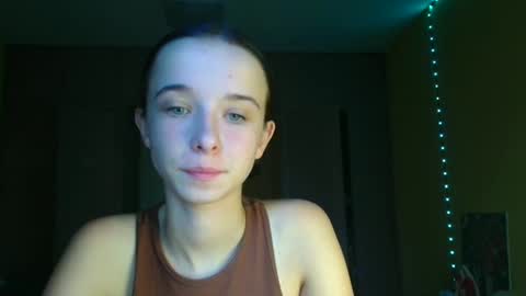 Snapshot of yuliastar chatting on 09-12-25, 05:40 Yuliia online show from 09-12-25, 05:40