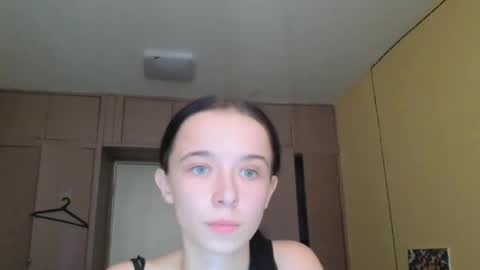 Snapshot of yuliastar chatting on 09-22-25, 09:11 Yuliia online show from 09-22-25, 09:11