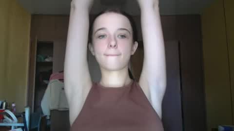 Snapshot of yuliastar chatting on 10-05-25, 06:45 Yuliia online show from 10-05-25, 06:45