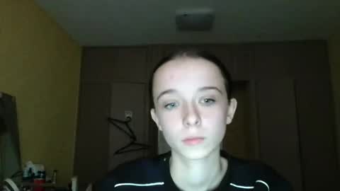 Snapshot of yuliastar chatting on 10-12-25, 06:01 Yuliia online show from 10-12-25, 06:01