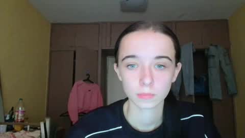 Snapshot of yuliastar chatting on 10-18-25, 09:10 Yuliia online show from 10-18-25, 09:10