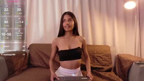 yuliethpetite online show from 10-25-25, 11:29