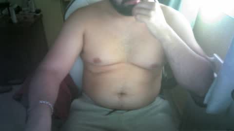 yulius_7 online show from 10-04-25, 02:59