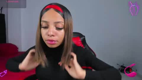 Snapshot of yumi_hanna chatting on 04-06-26, 01:36 yumi_hanna online show from 04-06-26, 01:36