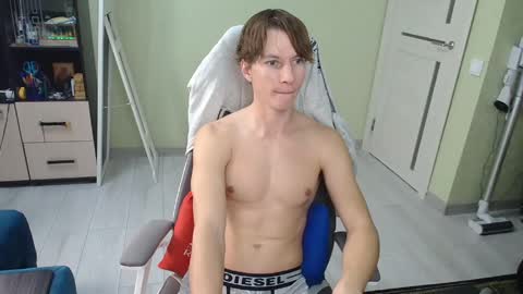 Snapshot of yummyalexxx chatting on 02-02-25, 03:49 Alex online show from 02-02-25, 03:49