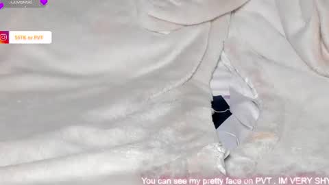 Snapshot of yummygirl_oops chatting on 07-10-26, 09:39 Persefone online show from 07-10-26, 09:39
