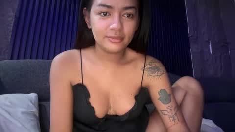 Snapshot of yummyrenalyn chatting on 10-17-25, 08:39 Goddes Renalyn online show from 10-17-25, 08:39