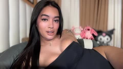 Snapshot of yummyrenalyn chatting on 12-14-25, 07:03 Goddes Renalyn online show from 12-14-25, 07:03