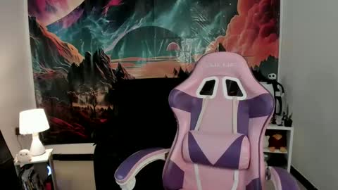 Snapshot of yunablack chatting on 11-07-25, 01:44 Yuna online show from 11-07-25, 01:44