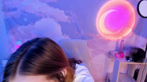 Yuna online show from 04-14-26, 10:05