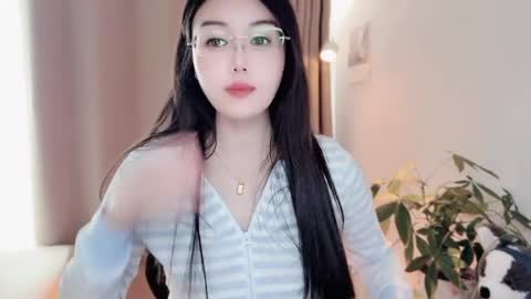 Snapshot of yuner0715 chatting on 04-23-26, 03:52 YunEr online show from 04-23-26, 03:52