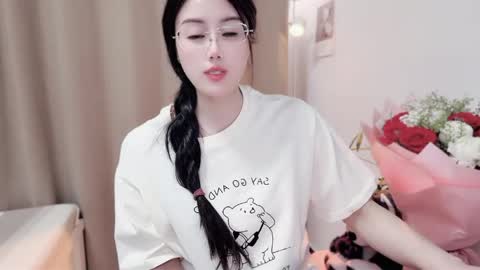 Snapshot of yuner0715 chatting on 04-26-26, 02:15 YunEr online show from 04-26-26, 02:15