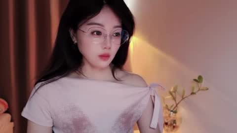 Snapshot of yuner0715 chatting on 07-09-26, 09:02 YunEr online show from 07-09-26, 09:02