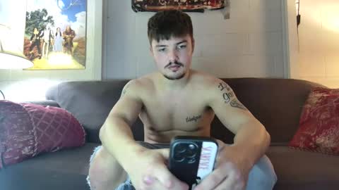 yungbul1 online show from 11-26-25, 04:57