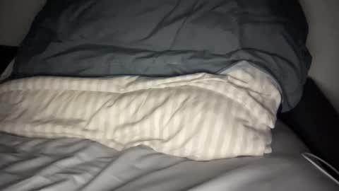 Snapshot of yungbull06 chatting on 01-13-26, 06:13 Yung Bull online show from 01-13-26, 06:13