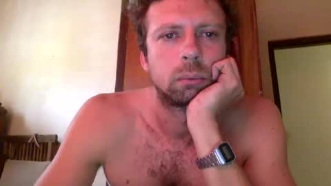 Snapshot of yungrover chatting on 12-21-24, 06:44 yungrover online show from 12-21-24, 06:44