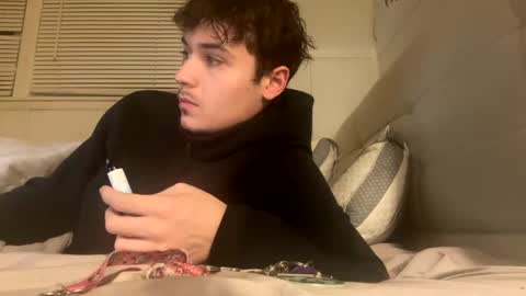 yungstudbev online show from 02-05-25, 04:06