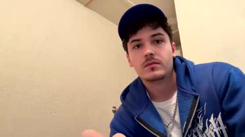 yungstudbev online show from 10-06-25, 05:54