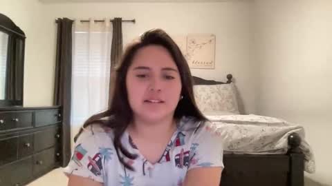 yungtorii online show from 11-21-25, 01:43