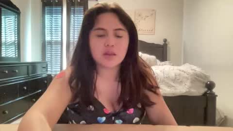 yungtorii online show from 12-15-25, 08:02