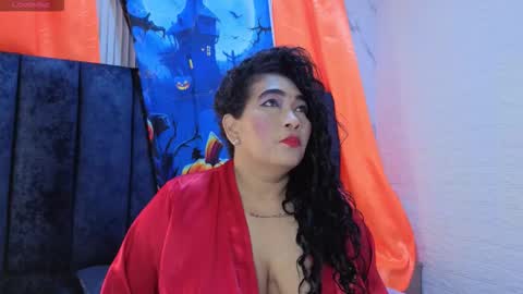 Snapshot of yunkeyc chatting on 10-27-25, 01:53 yunkeyc online show from 10-27-25, 01:53