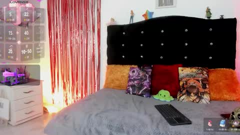 yuong soo online show from 10-09-25, 01:47