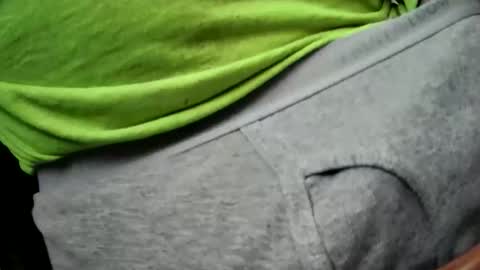 yuppers1234 online show from 04-27-26, 02:15