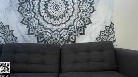 yurdreams_22 online show from 04-07-26, 03:01