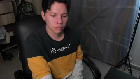 yurii_moody online show from 02-17-25, 12:32