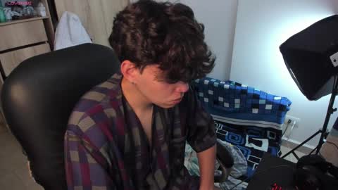 yurii_moody online show from 09-24-25, 05:05