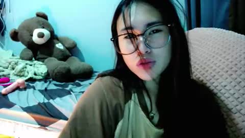 yuriyumixx_xoxo online show from 01-17-26, 03:50