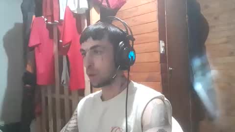 Yuumi online show from 11-15-25, 06:44