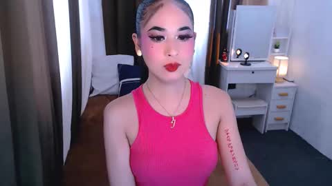 Snapshot of yvannasilva18 chatting on 09-15-25, 05:18 jai online show from 09-15-25, 05:18