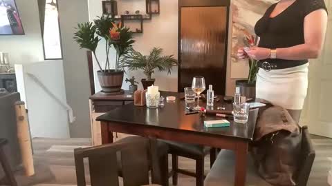 Yvonne online show from 02-10-26, 08:02