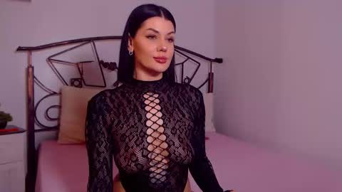 Snapshot of yvonneeverlee chatting on 02-28-26, 09:16 I V Y online show from 02-28-26, 09:16