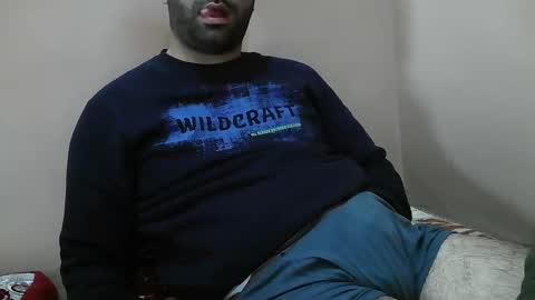 Snapshot of yxxtxxdentyk chatting on 01-15-26, 09:36 Bi BearXXX online show from 01-15-26, 09:36